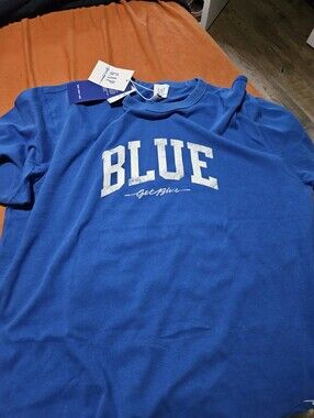 NWT Gap Get Blue Unisex Shirt